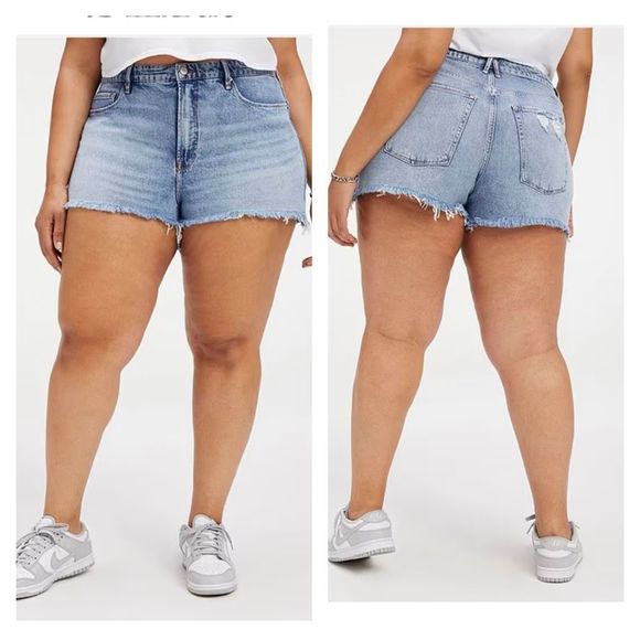 Good American Pants - Good American Women's Good Girlfriend Indigo 108 Denim Shorts Size 18 NWT